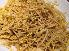炝拌白菜心-上关雪東北菜(中房金谊店)