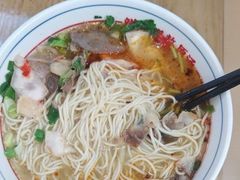 -小椒羊.羊肉粉 龙虾 羊肉串(新地旗舰店)