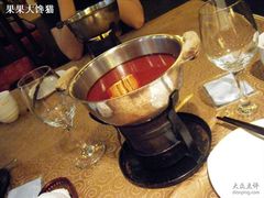 -小天鹅火锅·一线江景洪鼎旗舰店(洪崖洞店)