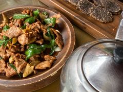 -隔壁老王·家常云南菜(花巷店)