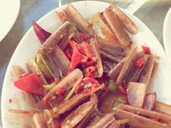 -四川小胡子海鲜(丁村万人海鲜广场店)