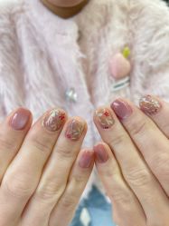-济南花里美甲美睫