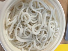 金汤酥肉酸辣米线-云海肴·汽锅鸡·云南代表菜(天山百盛优客店)