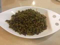 酸豆角肉沫-顶顶香煎饼家常菜(金花南路店)