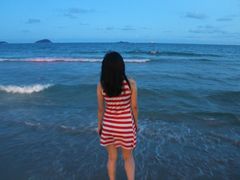 傍晚在海边，第一天-三亚亚龙湾红树林度假酒店