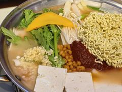 -富乐满 炸鸡&韩国料理 불로만(虹泉路店)