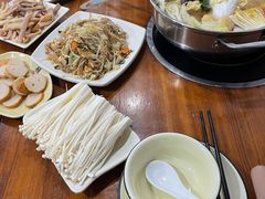 -牛小隆牛肉面馆(四牌楼店)