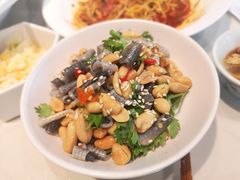 凉拌鱼皮-渔语鱼酸菜鱼新川菜(来福士店)