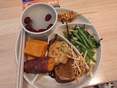 -素满香·全民食养自助(长宁龙之梦店)