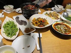 -隔壁老王·家常云南菜(花巷店)