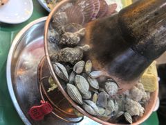 -一口猪海鲜浑锅·东北家常菜