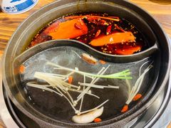 鸳鸯锅-烂摊摊火锅集市(河北总店)
