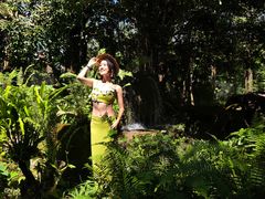 -Chom Cafe and Restaurant