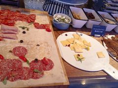 -东方明珠·空中旋转餐厅