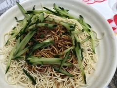 -肥肥虾庄·金牌油焖大虾(汉口城市广场店)