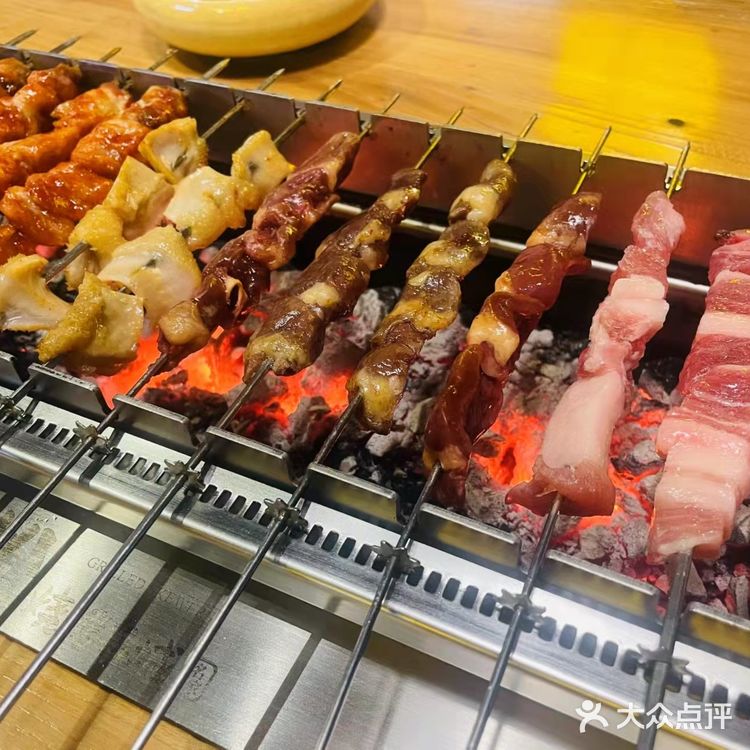 朝鲜族烧烤就在海岸城