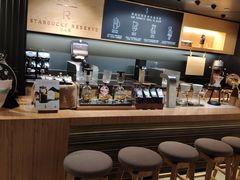 -星巴克臻选(国贸商城首店)