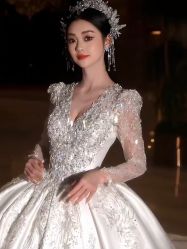-莫小姐婚纱