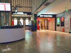 等候区-保利国际影城杭州中南店