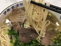 牛肉面-伊祥·敦煌楼