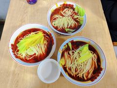 -易毛特色牛肉面(解放碑步行街店)