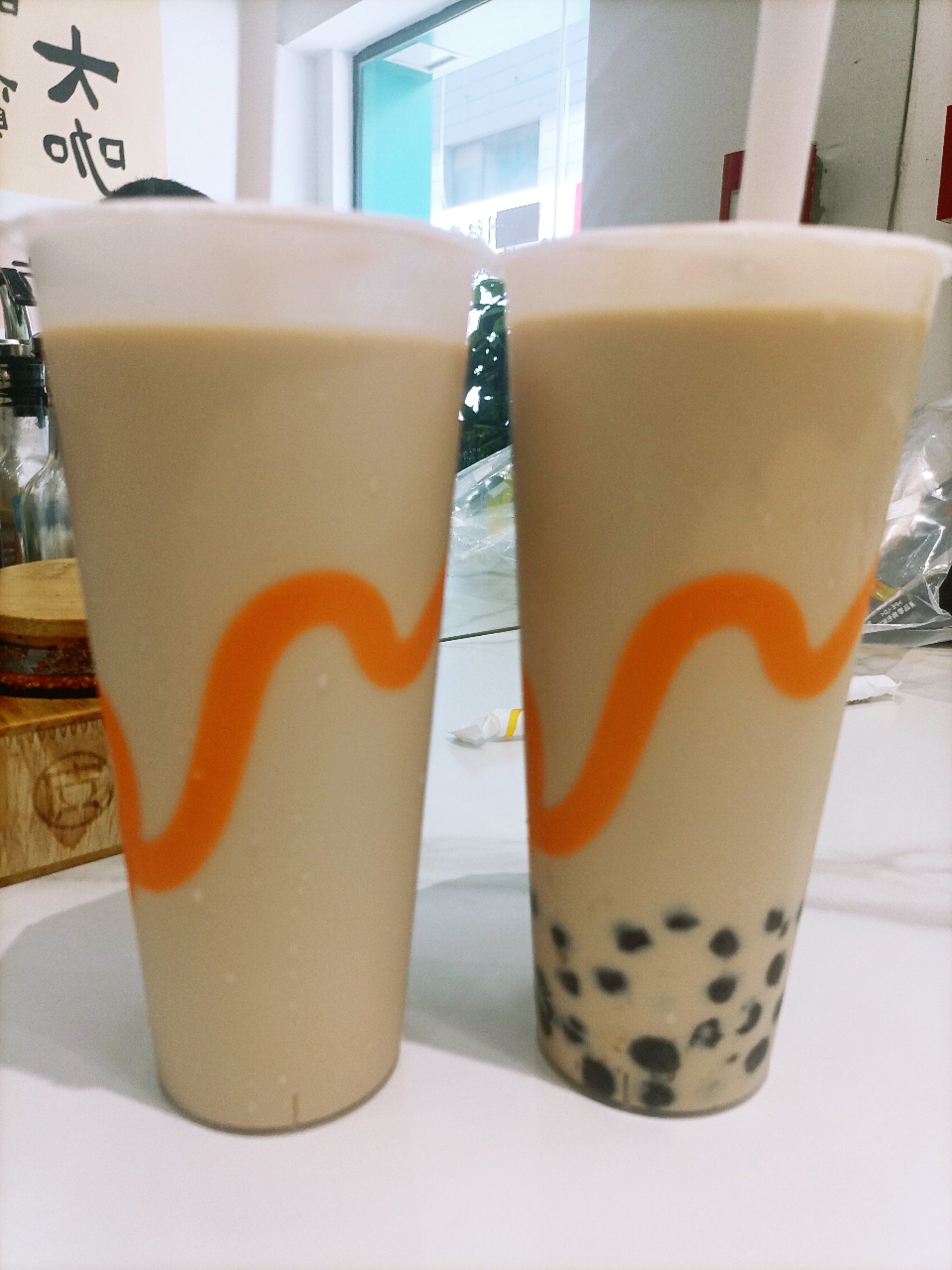 珍珠奶茶不停杯