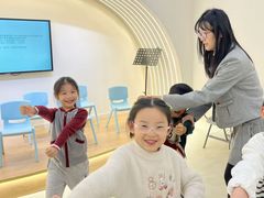 -蓝话筒·少儿成人演讲口才·主持朗诵·戏剧表演(大华第一坊店)