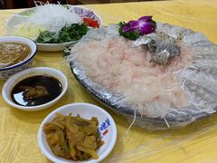 鱼生-官塘陈记鱼生·潮汕砂锅粥·牛肉火锅(潮枫路总店)