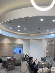 -SUNLON秀隆时尚烫染定制沙龙