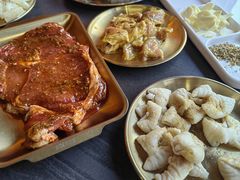 -允辛家·自助泥炉烤肉(九亭店)