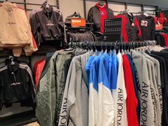 -NIKE上海青浦优选体验店