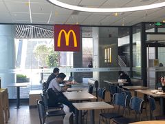 大堂-麦当劳(万博一路天河城分店)