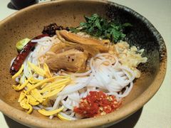玉溪凉米线-雲說·花(西宸天街店)