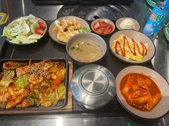 -欧巴炭烤肉오빠숯불구이(南京东路店)