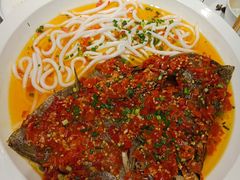 剁椒鸦片鱼头-邑金陵北京烤鸭店·现炒家常菜(ITC MALL店)