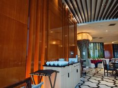 -蜈支洲岛珊瑚酒店临海阁中餐厅