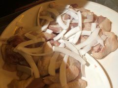 文昌鸡皇椰子鸡-探窝·竹笙椰子鸡(杨箕店)