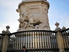 -商业广场(Praça do Comércio)