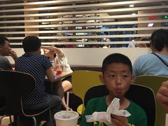 -麦当劳(海岸城店)
