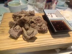 -巷子里小酒馆(繁荣路店)