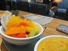 -杨枝金捞甜品(氹仔泉澧店)