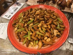 -破瓦寒窑·地摊烤羊排