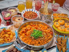 -黄记煌三汁焖锅(新佳丽江汉路店)