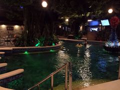 -泉城欧乐堡戏水湾艺术养生温泉