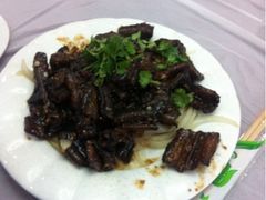 金牌鳝段-砂锅李(九江路店)