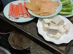 -肖肖酸萝卜鱼火锅(总店)