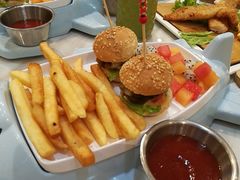 -玛格萝妮(汇智国际商业中心店)