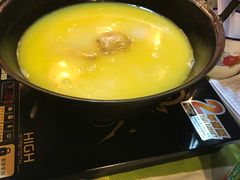 -鲜入围煮花胶鸡海鲜火锅