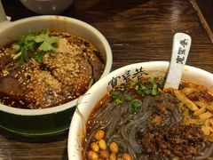 -张氏宽窄巷成都名小吃(茂业百货华强北店)
