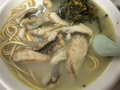 小胃口黄鱼面（熟客专享）-明呈黄鱼面馆(斜土路店)